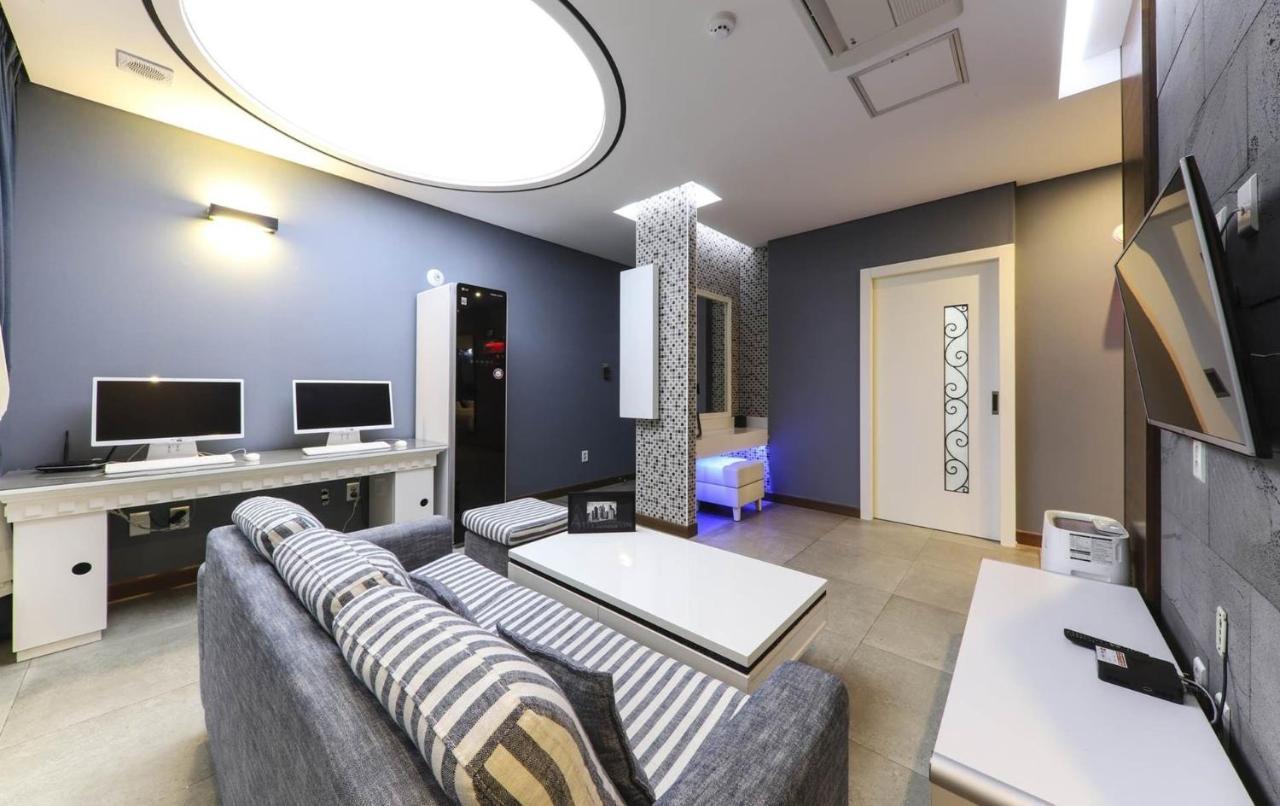 Gwangju Metropolitan City Urban Stay Hotel מראה חיצוני תמונה